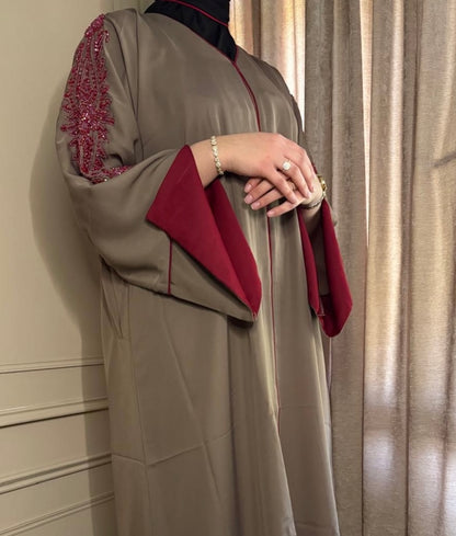 Abaya Zahra Bordeaux (met rode steentjes)